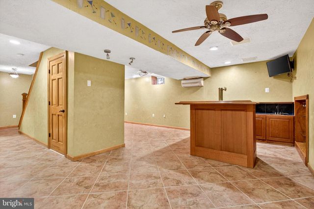 14 HILLIARD WAY, Sewell, NJ 08080