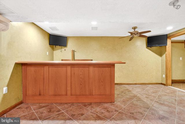 14 HILLIARD WAY, Sewell, NJ 08080