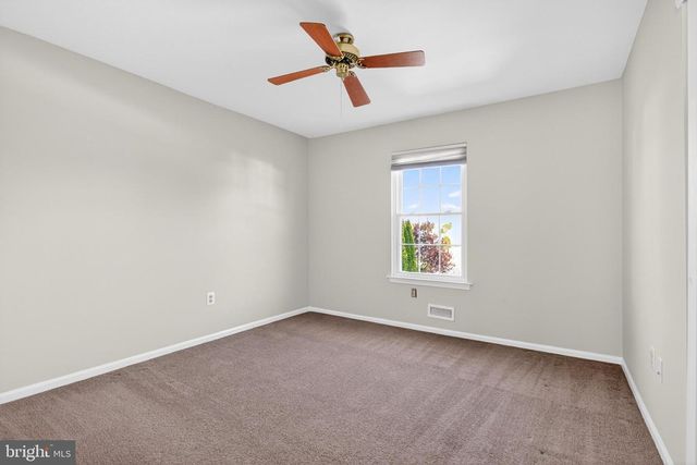 14 HILLIARD WAY, Sewell, NJ 08080