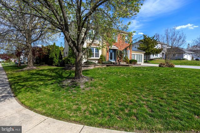 14 HILLIARD WAY, Sewell, NJ 08080