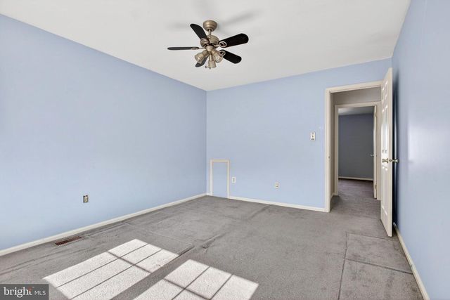 14 HILLIARD WAY, Sewell, NJ 08080