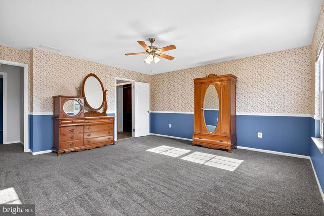 14 HILLIARD WAY, Sewell, NJ 08080