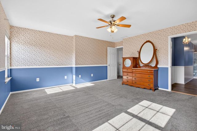 14 HILLIARD WAY, Sewell, NJ 08080