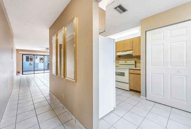 6378 Moseley Street, Hollywood, FL 33024