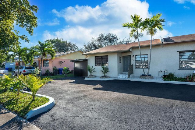 6378 Moseley Street, Hollywood, FL 33024