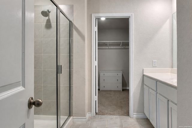 5615 Chase Falls, San Antonio, TX 78266