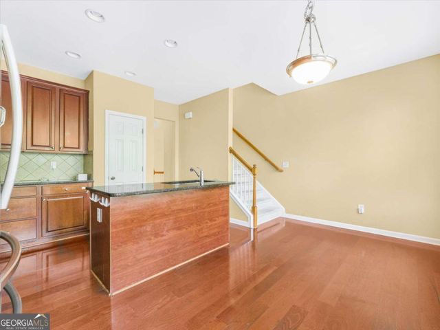 513 Grove Field Court, Suwanee, GA 30024