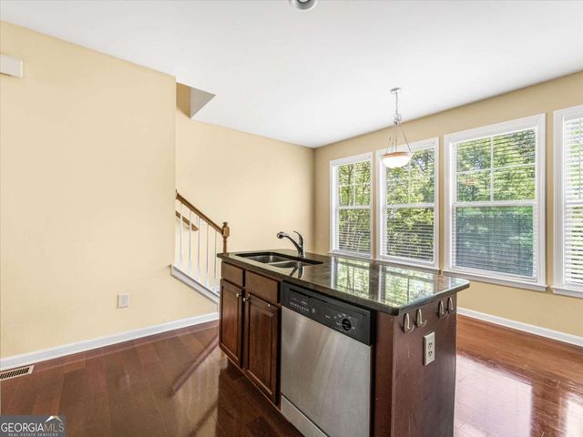 513 Grove Field Court, Suwanee, GA 30024