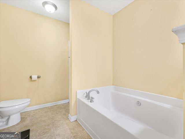 513 Grove Field Court, Suwanee, GA 30024