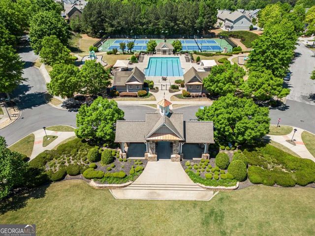 513 Grove Field Court, Suwanee, GA 30024