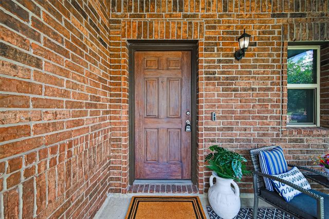 2610 Cabin Cove Lane, Houston, TX 77038