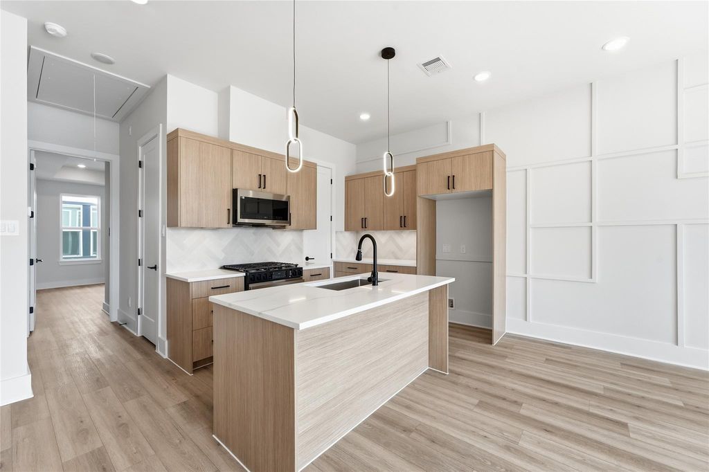5308 Jesselton Lane, Houston, TX 77091