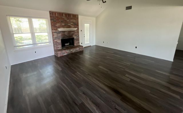 1712 Somerset DR, Round Rock, TX 78681