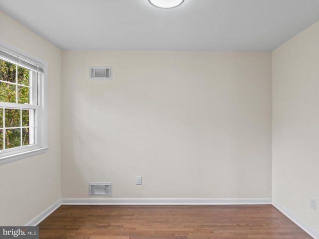 13203 FOXHALL DR, Silver Spring, MD 20906