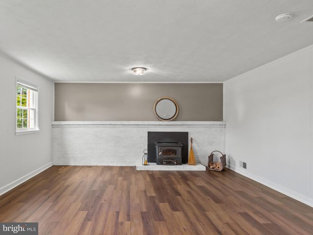 13203 FOXHALL DR, Silver Spring, MD 20906