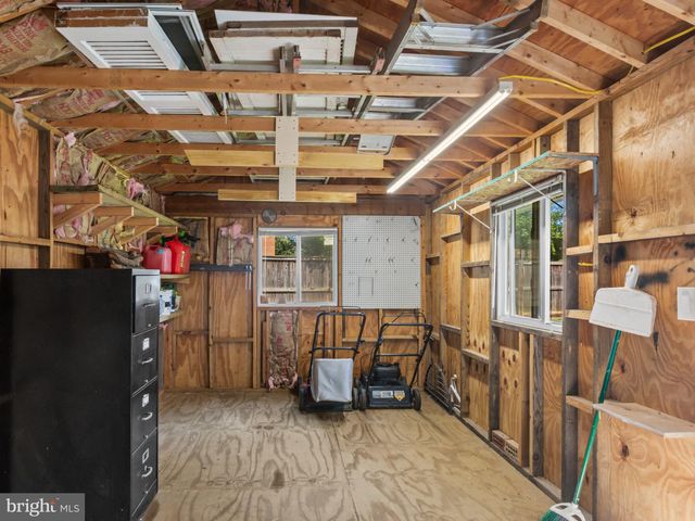13203 FOXHALL DR, Silver Spring, MD 20906