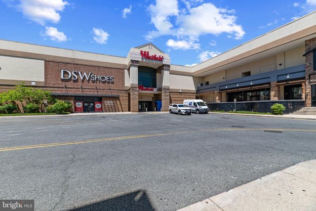 13203 FOXHALL DR, Silver Spring, MD 20906