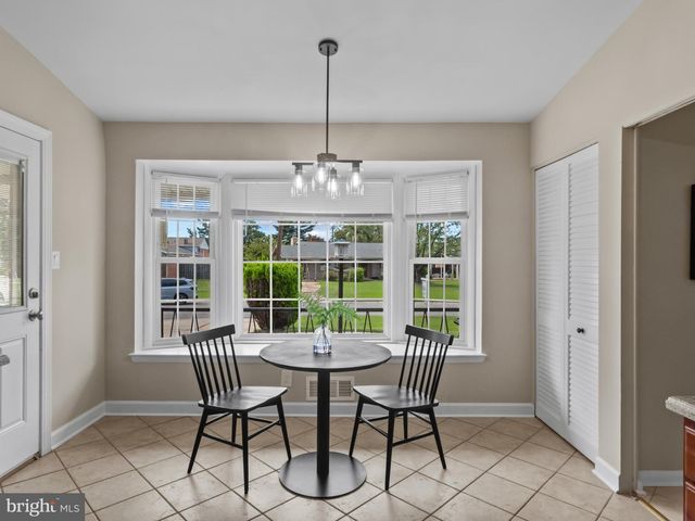13203 FOXHALL DR, Silver Spring, MD 20906