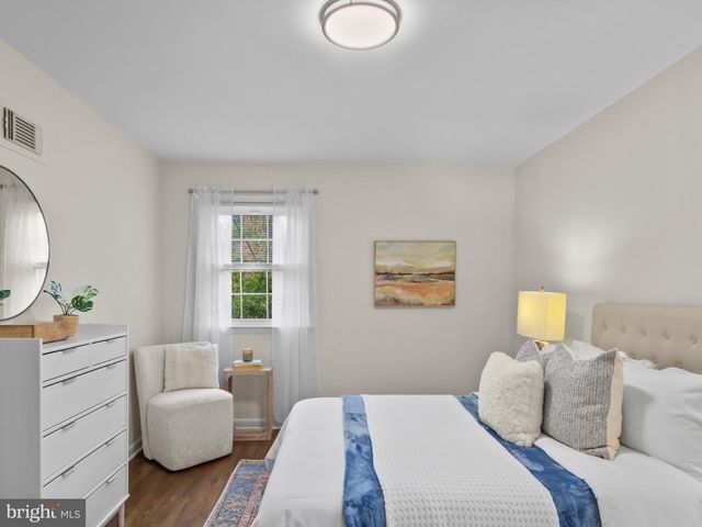 13203 FOXHALL DR, Silver Spring, MD 20906