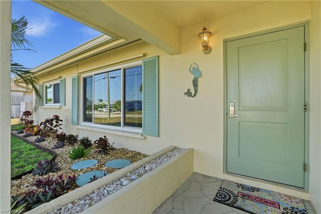 2821 Bruce ST, Matlacha, FL 33993