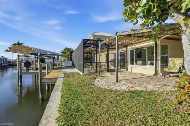 2821 Bruce ST, Matlacha, FL 33993