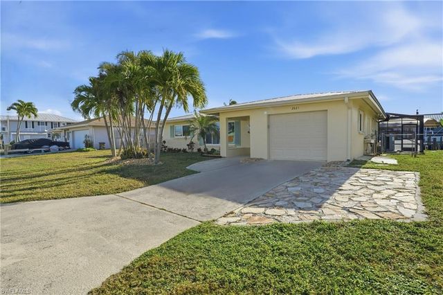 2821 Bruce ST, Matlacha, FL 33993