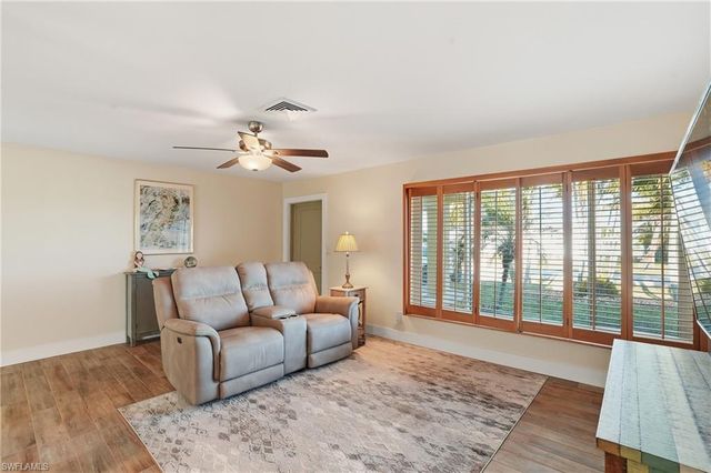 2821 Bruce ST, Matlacha, FL 33993