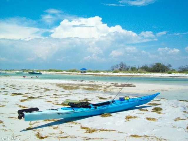 2821 Bruce ST, Matlacha, FL 33993