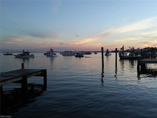 2821 Bruce ST, Matlacha, FL 33993