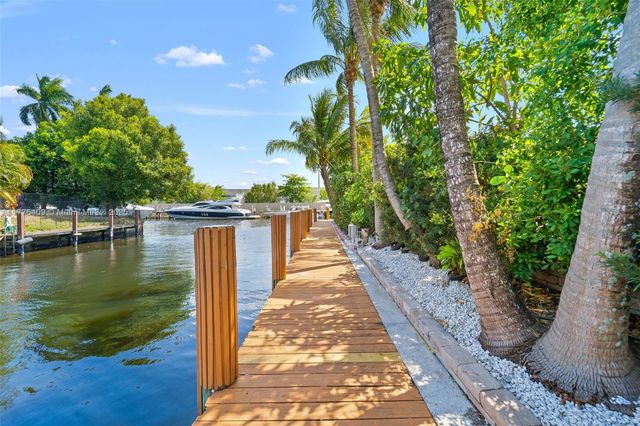 2684 Marathon Ln, Fort Lauderdale, FL 33312