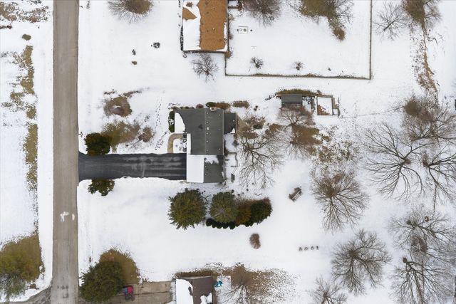 24840 S Hemphill Drive, Elwood, IL 60421