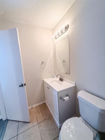 1023 Verde Trails Drive, Houston, TX 77073