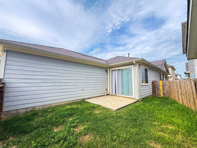 1023 Verde Trails Drive, Houston, TX 77073