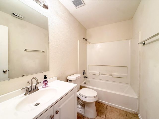 1023 Verde Trails Drive, Houston, TX 77073