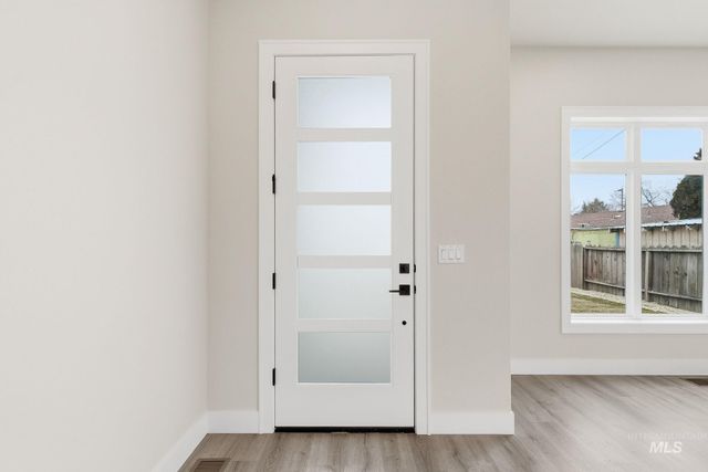 6821 W Ustick, Boise, ID 83704