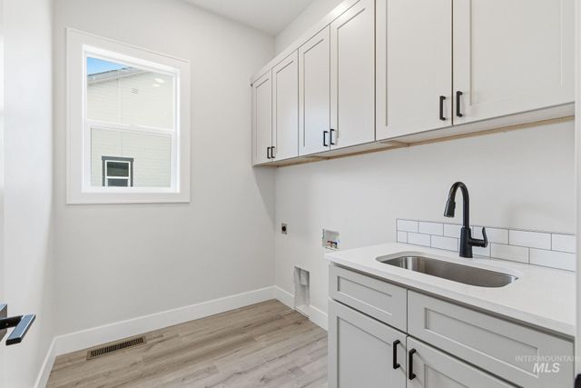 6821 W Ustick, Boise, ID 83704