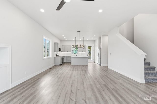 6821 W Ustick, Boise, ID 83704