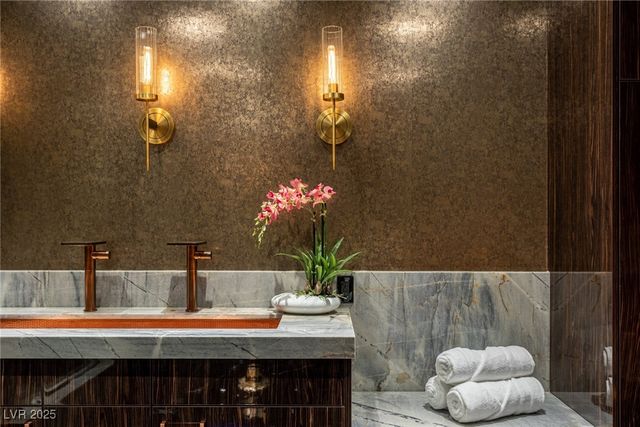 4575 Dean Martin Drive 1909, Las Vegas, NV 89103