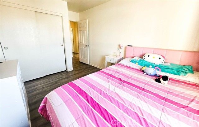 1337 W Latham, Hemet, CA 92543