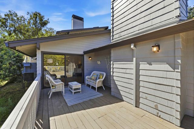 1350 Trinity Drive, Menlo Park, CA 94025