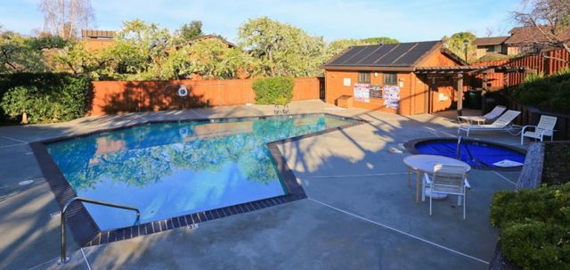 1350 Trinity Drive, Menlo Park, CA 94025