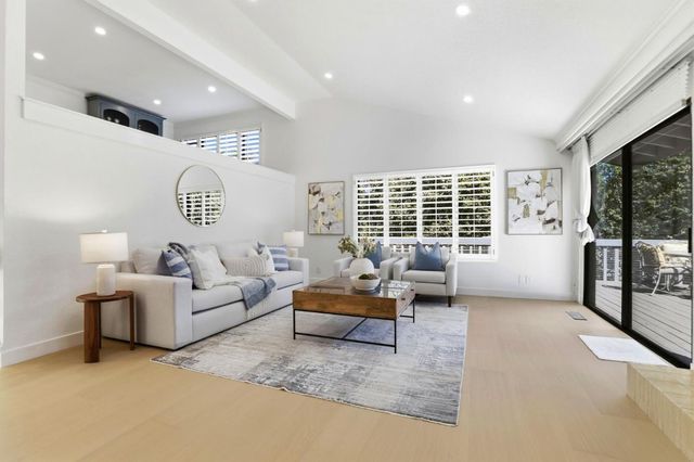 1350 Trinity Drive, Menlo Park, CA 94025