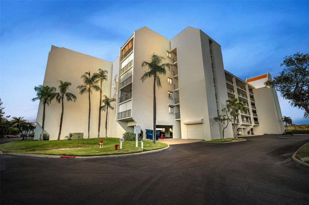 19111 VISTA BAY DRIVE 211, Indian Shores, FL 33785