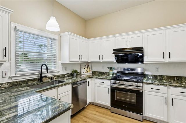 4100 Christacy Way, Marietta, GA 30066