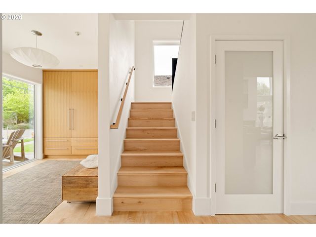 3576 Ne BRYCE St, Portland, OR 97212