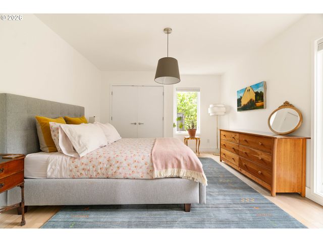 3576 Ne BRYCE St, Portland, OR 97212