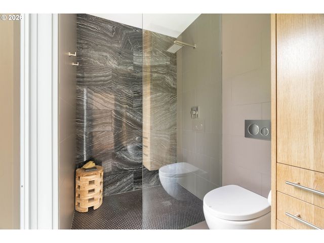 3576 Ne BRYCE St, Portland, OR 97212