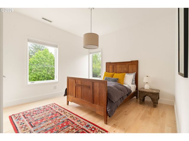 3576 Ne BRYCE St, Portland, OR 97212