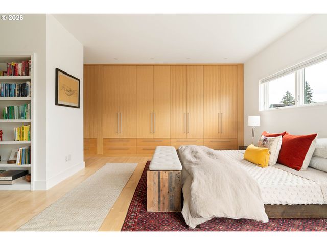 3576 Ne BRYCE St, Portland, OR 97212