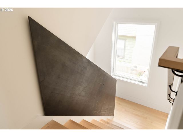 3576 Ne BRYCE St, Portland, OR 97212